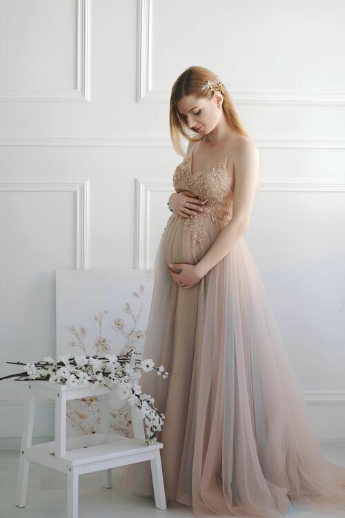 The Best 12 Maternity Wedding Guest Dress Types and Tips